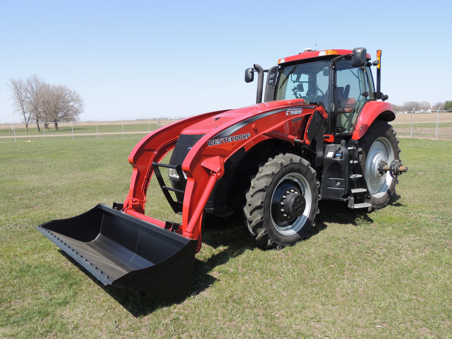 FM-585 Freedom Mount™ Series Loader