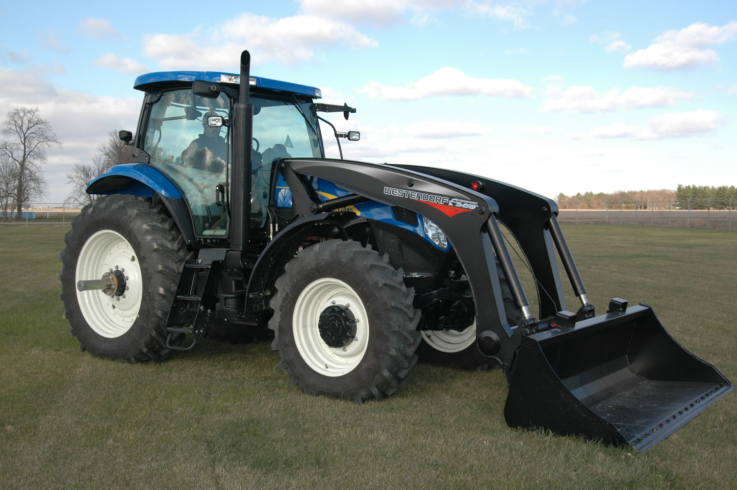 FM-560 Freedom Mount™ Series Loader (NEXT BATCH COMING JUNE 2026)