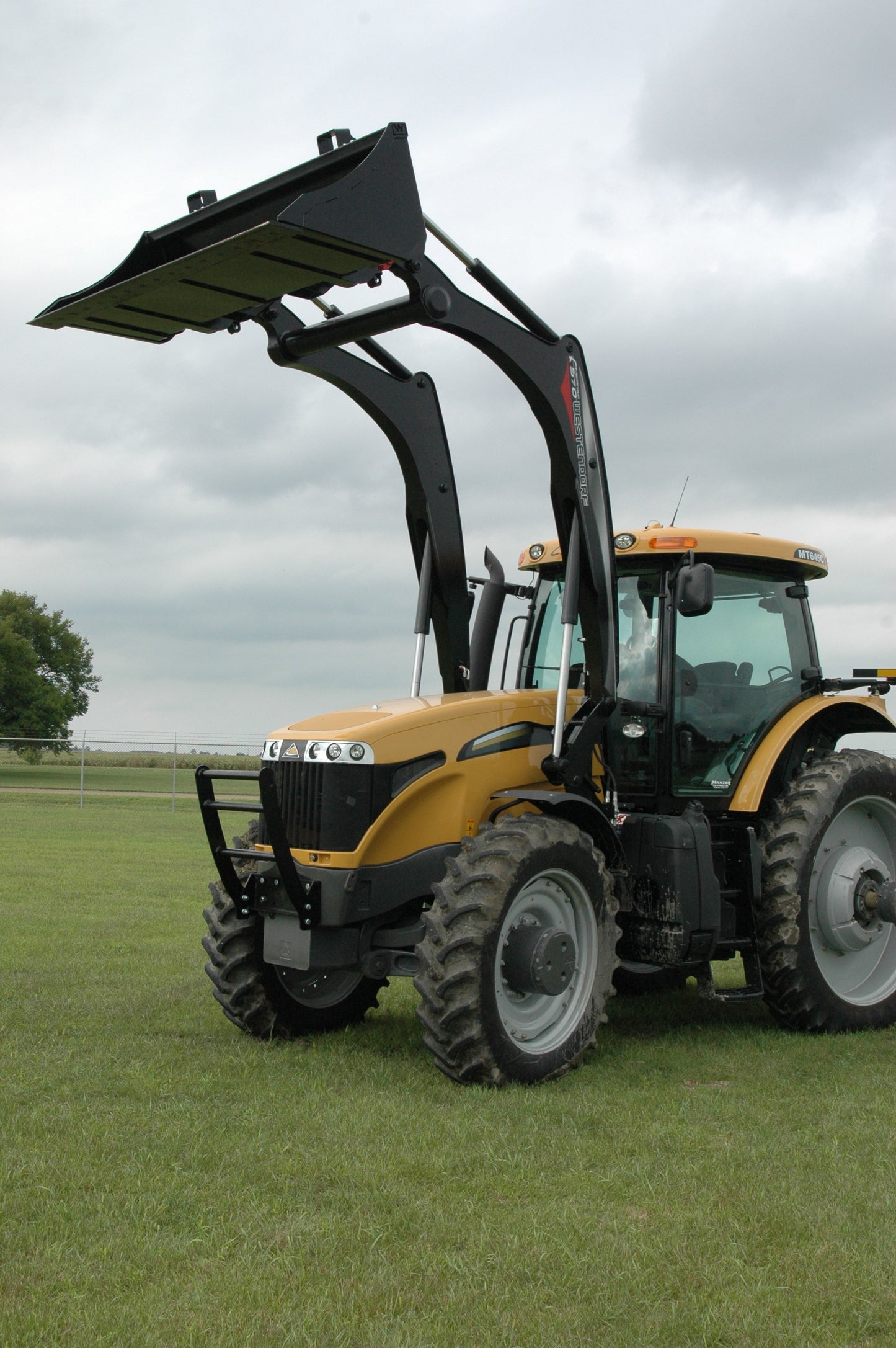 FM-570 Freedom Mount™ Series Loader