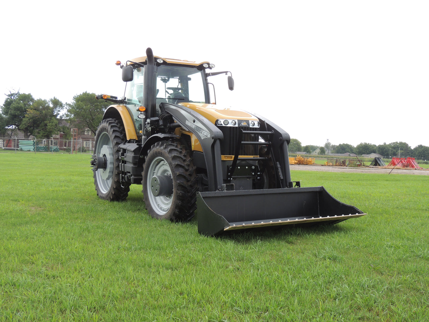 FM-570 Freedom Mount™ Series Loader