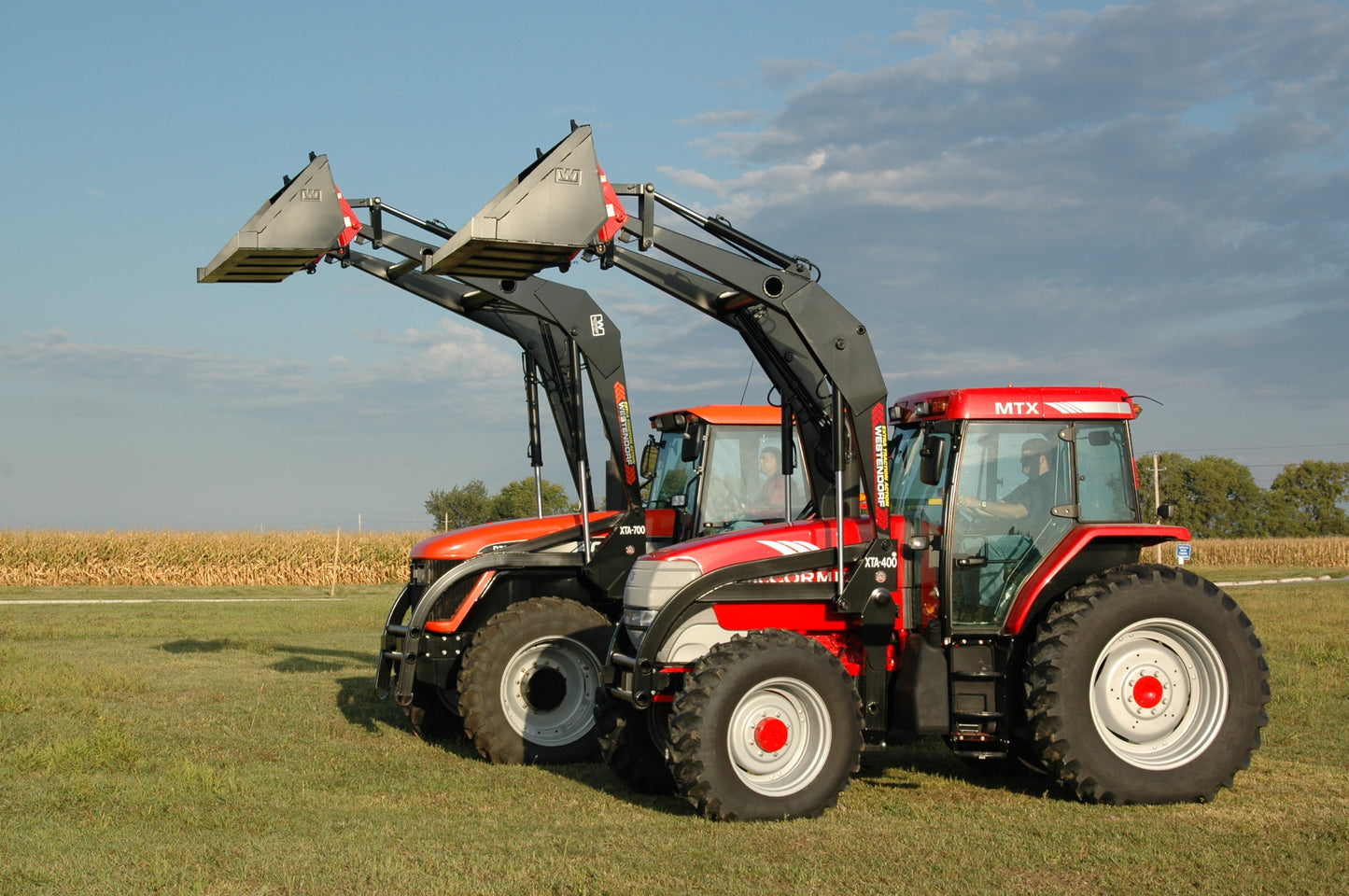 XTA-400 Extra Traction Action Series Loader