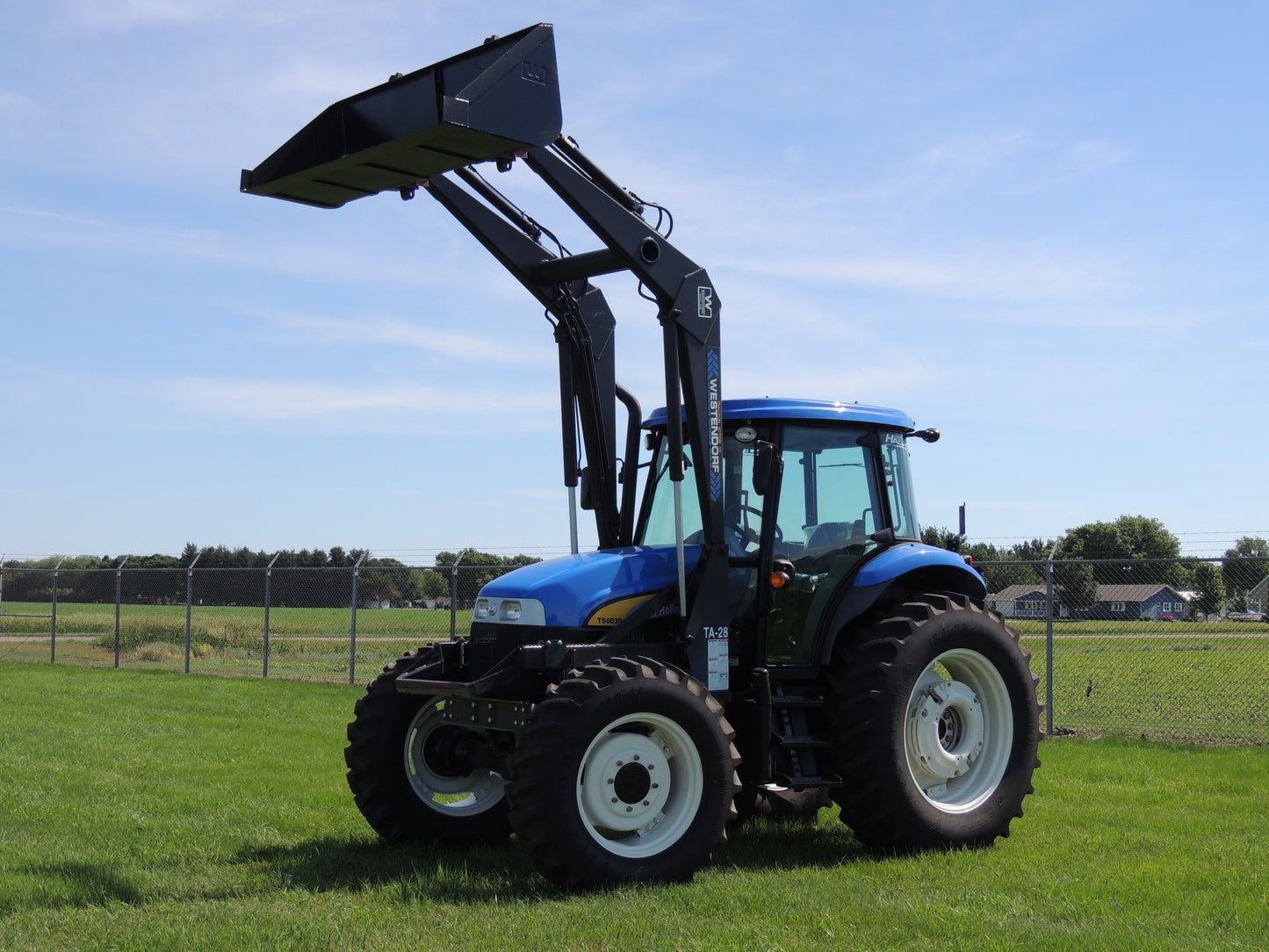 TA-28 Traction Action Series Loader